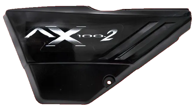 TAPA LATERAL AX 100-2 NEGRA CON STICKER